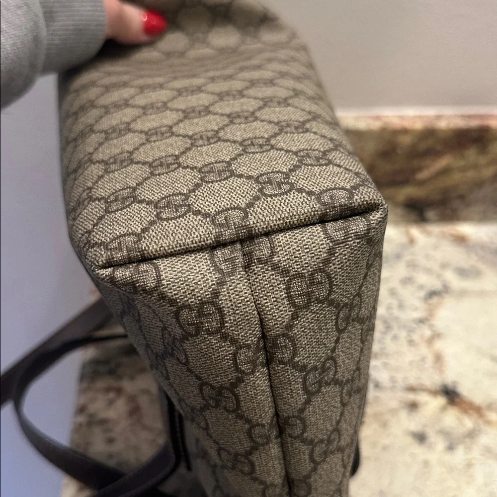 Gucci Beige and Brown Tote Bag - Picture 11 of 16